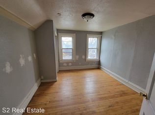 1547 S Cesar E Chavez Dr #10937658, Milwaukee, WI 53204