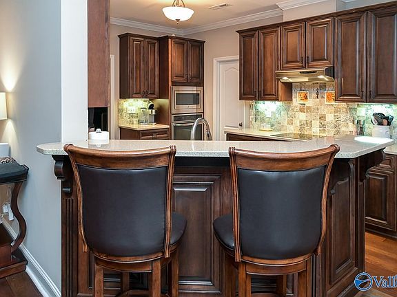 3rd image of 400 Creekwater Cir NW