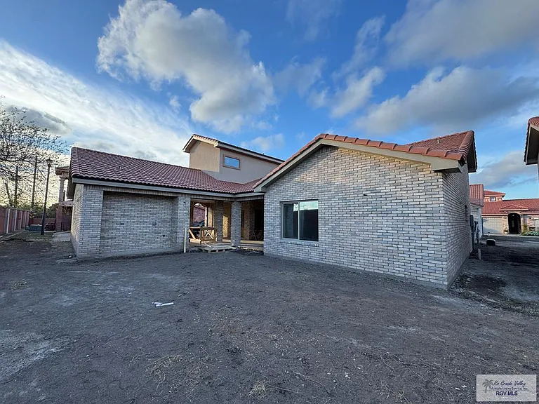 2200 Laredo Rd #12 — Photo 10