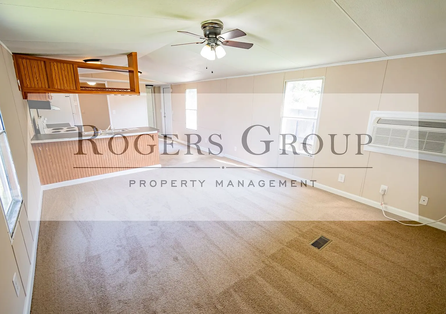 3 bed, 2.0 bath, $895 — Photo 2
