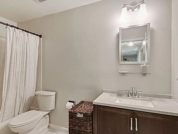 4th image of 5702 Brewer House Cir