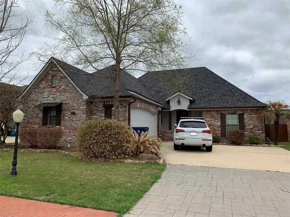 808 Dumaine Dr, Bossier City, LA 71111