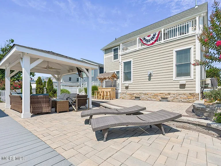 45 E Pampano Dr — Photo 7