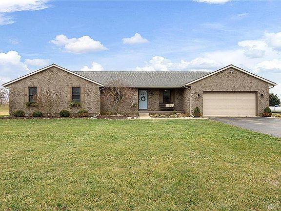 4th image of 7684 Pinewood Dr