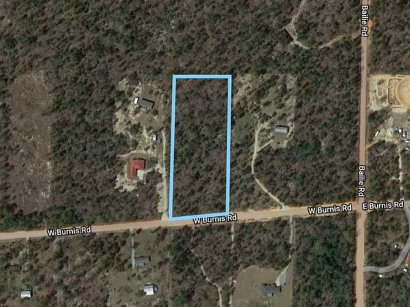 39 Burnis Rd E, Crestview, FL 32539