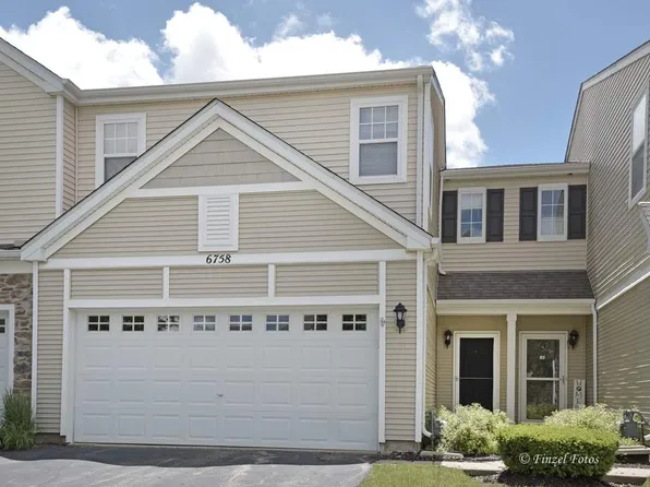 6758 Slate Dr, Carpentersville, IL 60110