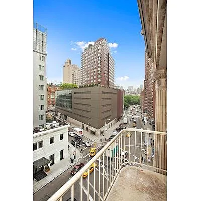 Rented by Mirador Real Estate | media 31