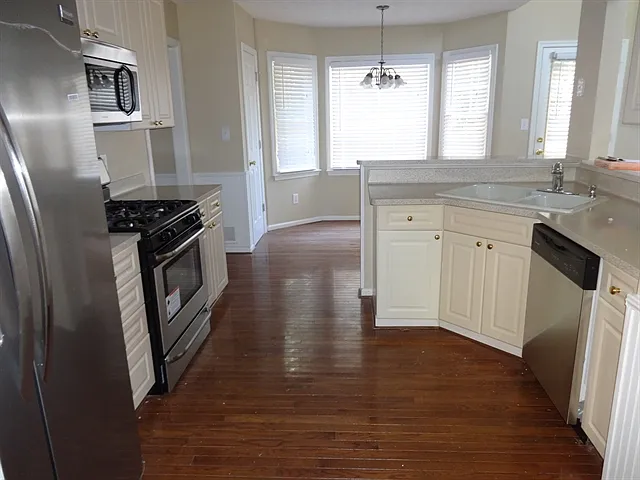 30 Evans Mill Ct — Photo 4