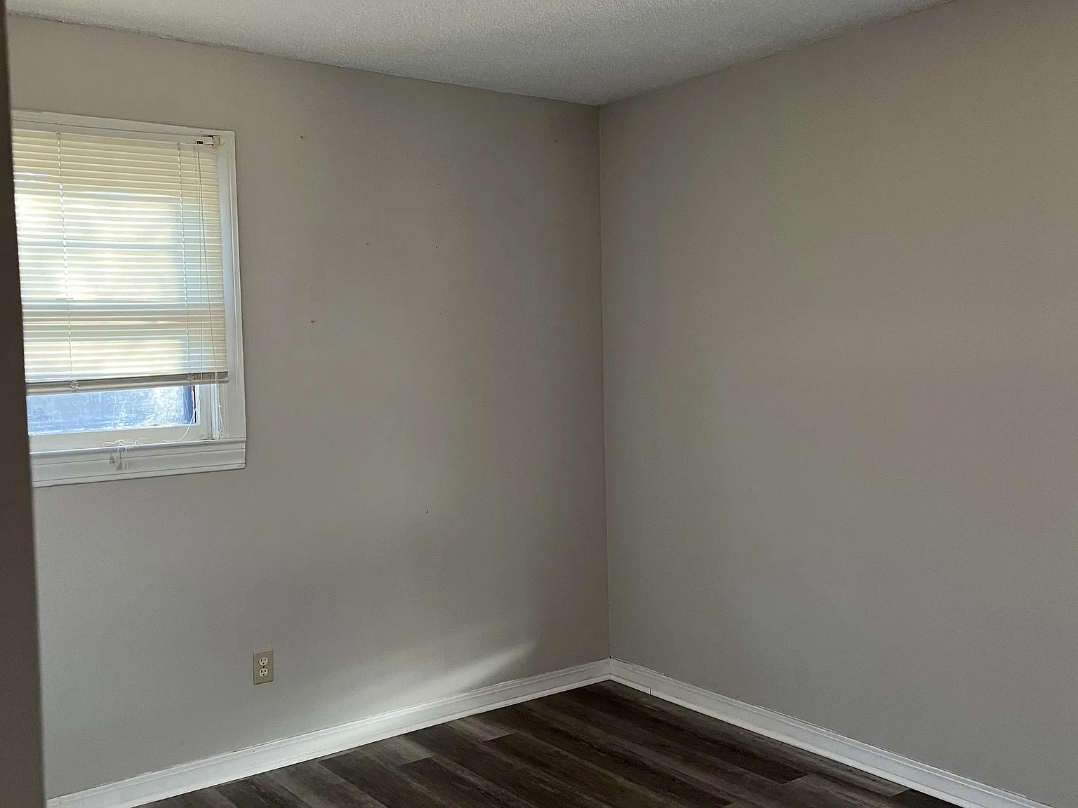 1885 Elmwood Drive - 1 — Photo 2