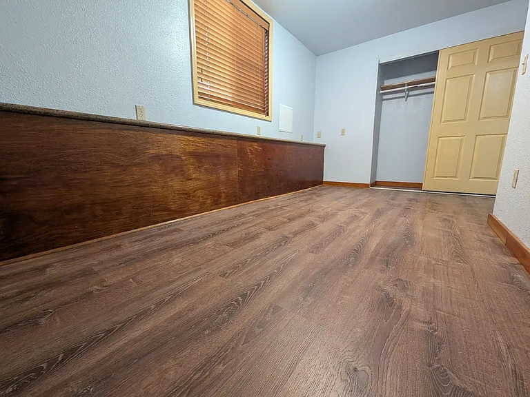 5819 Bayview Ave #IN LAW — Photo 16