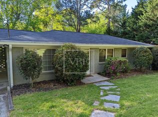 384 Charles Pl, Roswell, GA 30075