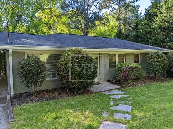 384 Charles Pl, Roswell, GA 30075