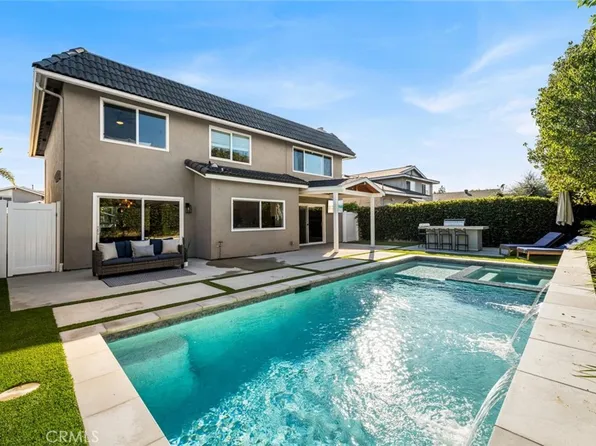 4297 Candleberry Ave, Seal Beach, CA 90740