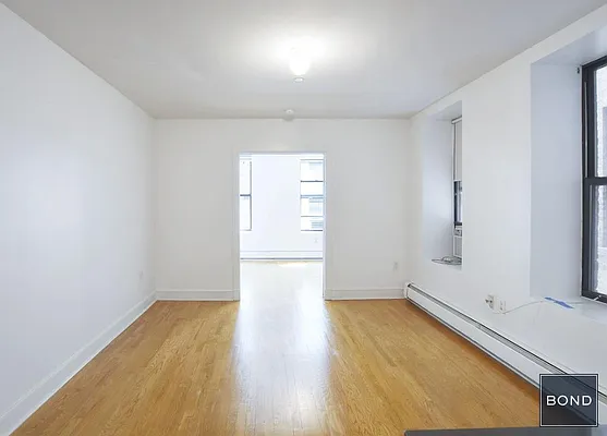 Rented by Bond New York | media 9