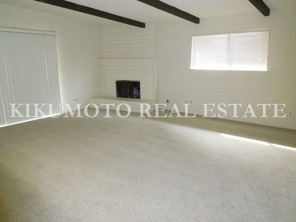 Building Photo - 119 Parkshore Cir