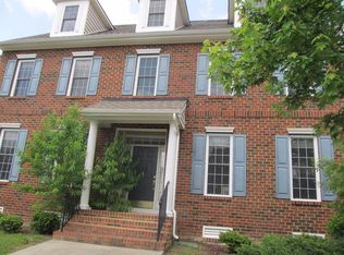 4938 Willows Green Ln, Glen Allen, VA 23059