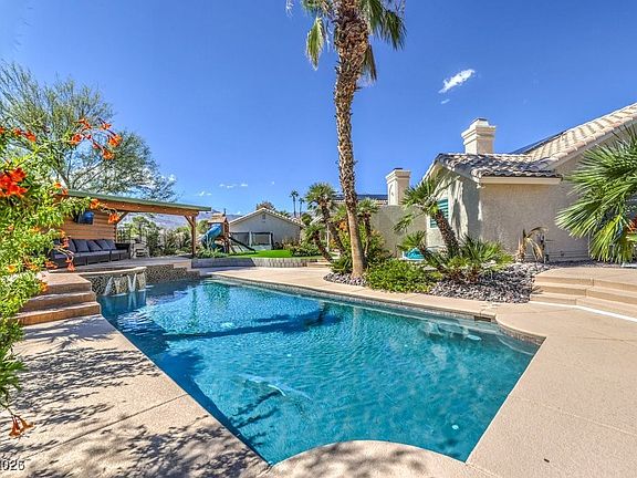 3rd image of 5215 N Riley St