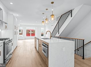 2817 S Hutchinson St, Philadelphia, PA 19148