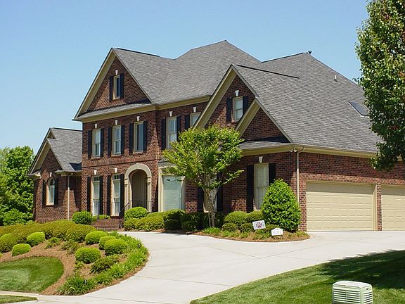 3 Car Garage