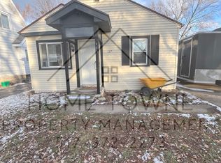 127 Haze St, Lansing, MI 48917