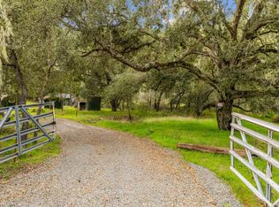 28750 Underwood Rd, Salinas, CA 93908