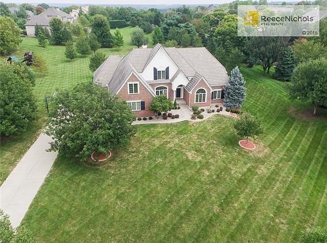 Gorgeous, custom built estate home on 1.5 acre lot.