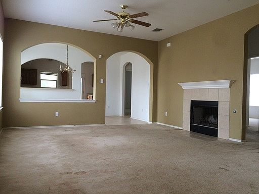 3rd image of 902 Northcreek Blvd