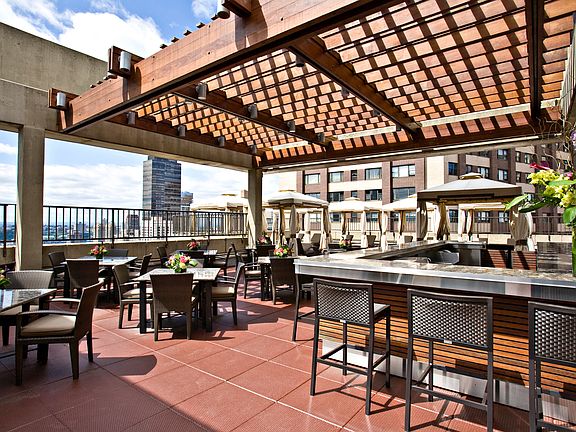 5th image of 30 W 63rd St APT 26G