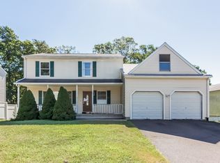 66 Cynrose Pl, Meriden, CT 06451