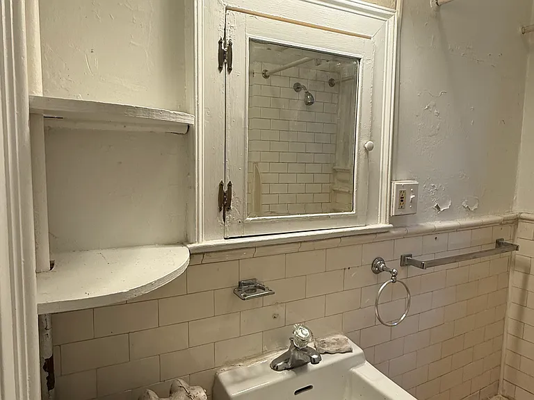 34 Granite St #C7 — Photo 5