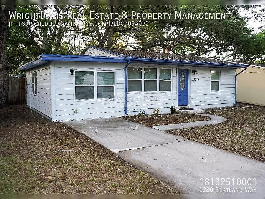 Charming 3/1 house in Clearwater — Photo 2