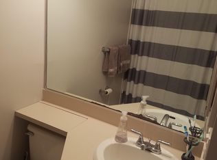 154 N 21st St APT 2A, Philadelphia, PA 19103