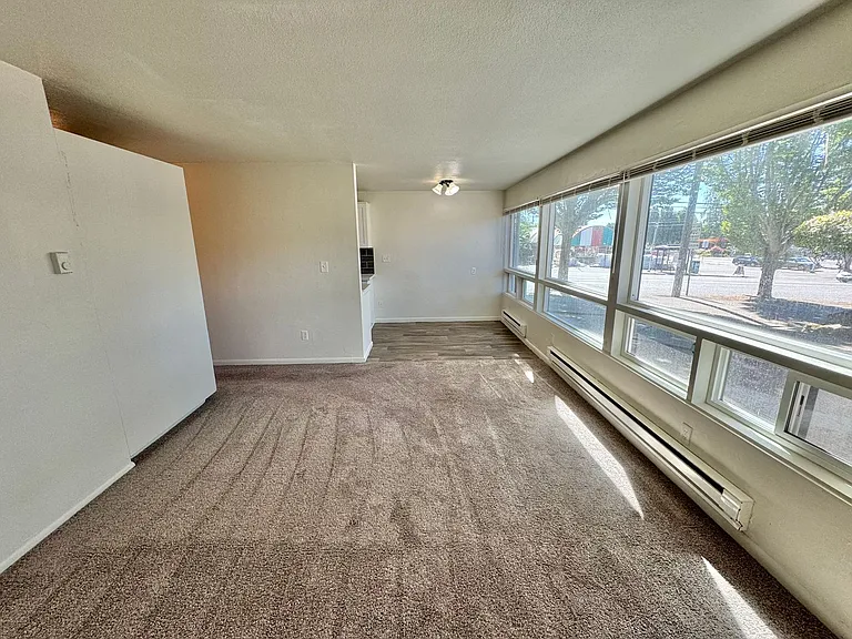 9043 35th Ave SW — Photo 10