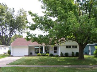 6573 Sherborn Rd, Parma Heights, OH 44130