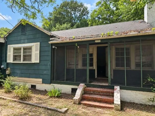 6102 Petty St SW, Covington, GA 30014