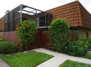 11881 SW 13th Ct, Davie, FL 33325