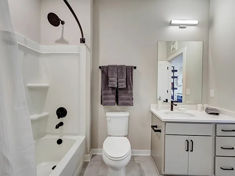 Midpoint Studio Model Bathroom