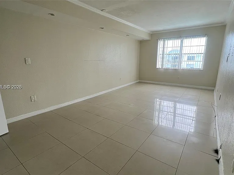 486 NW 165th Street Rd #B606 — Photo 14