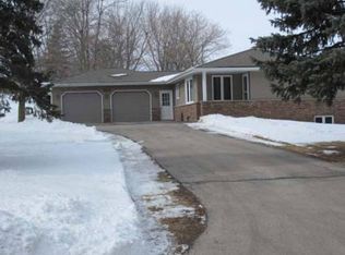 302 N River Pkwy, Sheboygan, WI 53083