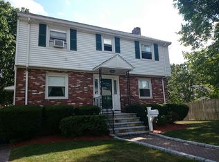 218 Weld St, West Roxbury, MA 02132