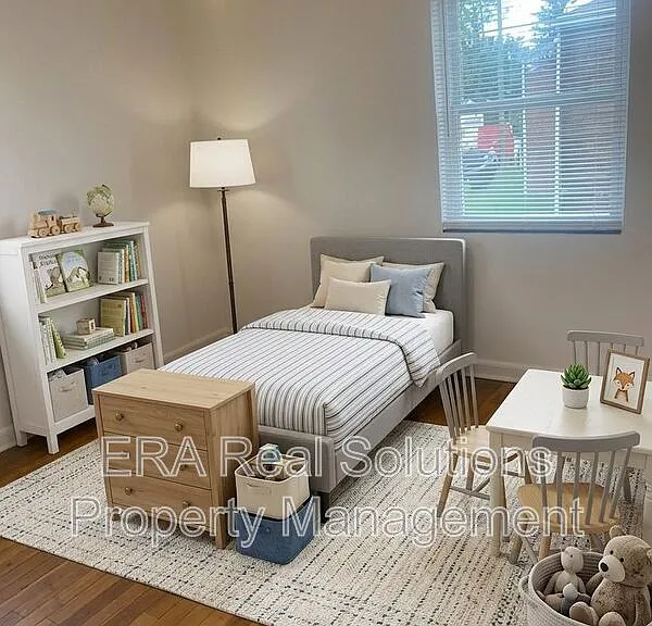 47 N Hampton Rd #D — Photo 3
