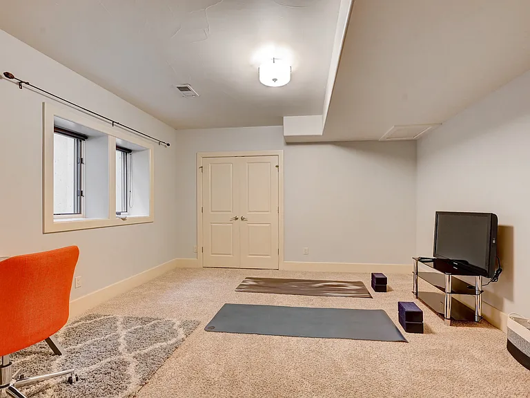 551 Cook St — Photo 23