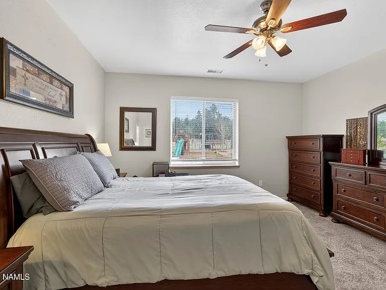10418 Lundin Rd — Photo 5