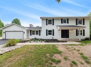 1115 Woodview Dr, Portage, MI 49024