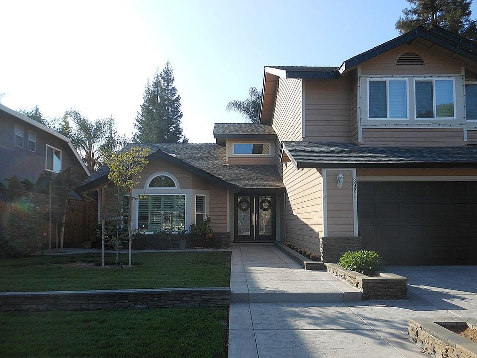 2nd image of 3921 Saint Nicholas Dr