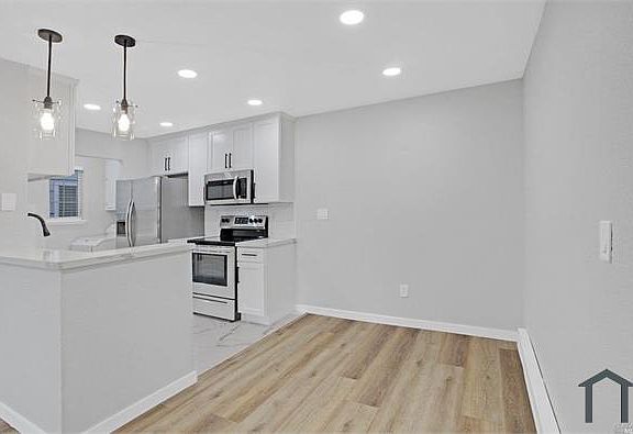 5th image of 287 Lighthouse Dr #287