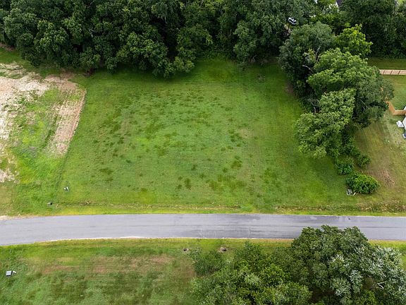 5th image of 10312 Bayou Blvd