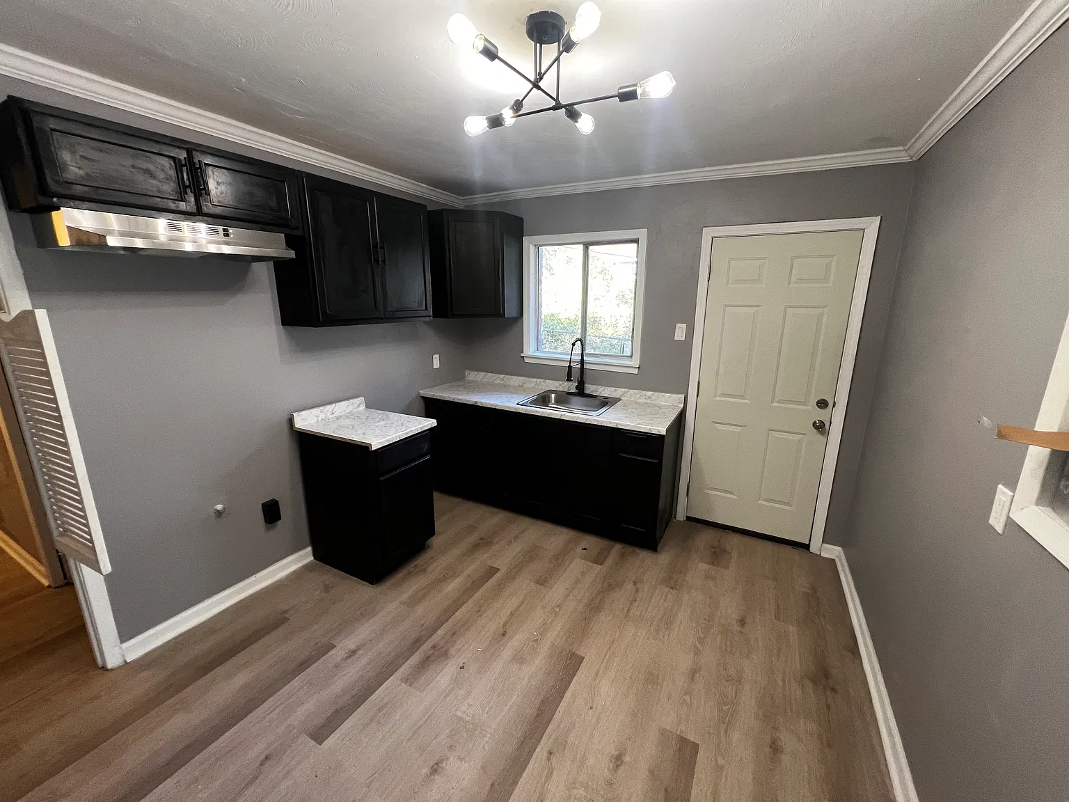 2 bed, 1400 sqft, $800 — Photo 3