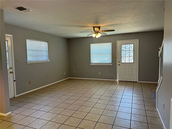 5th image of 711 Swiss Ct