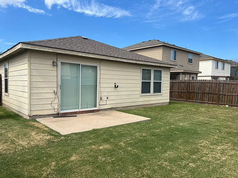5701 Capricorn Loop — Photo 16